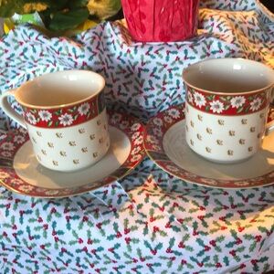 Charlton Hall Kobe 2 cups and saucers.